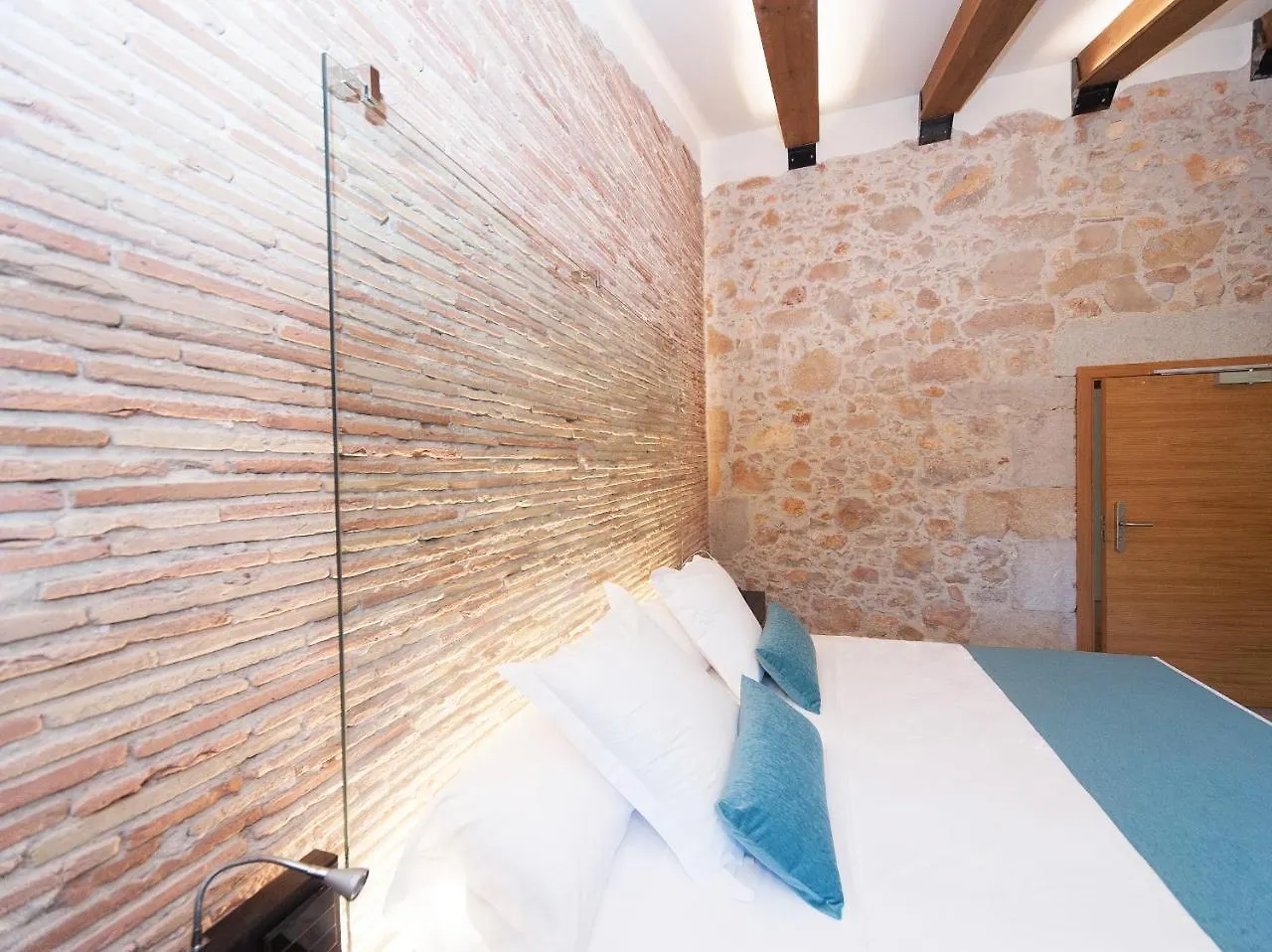 Hotel Moli De L' Escala 4*,  İspanya